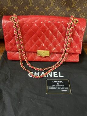 CHANEL Quilted Red Lambskin Shoulder Bag with Gold Chain